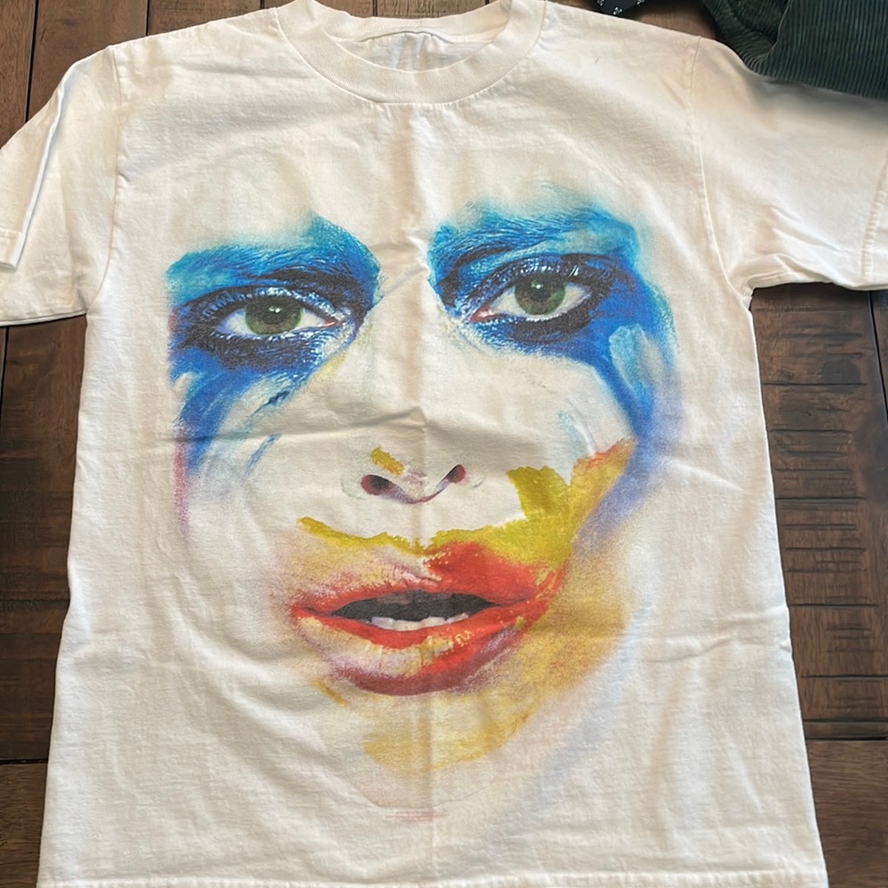 Lady Gaga vintage tshirt.